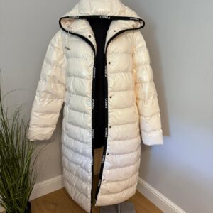Snow Queen by PINKO